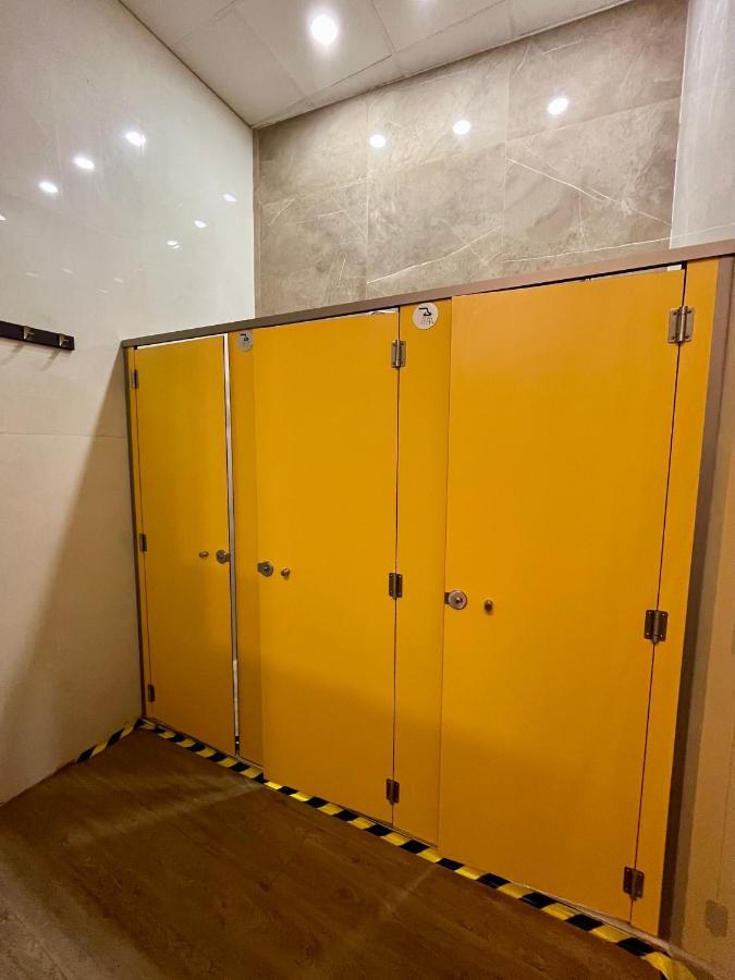 Velvet Hostel Madrid Extérieur photo